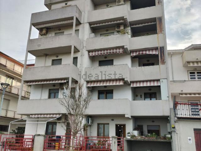 Appartamento in vendita di 128 m² in Via Giro degli Uliveti