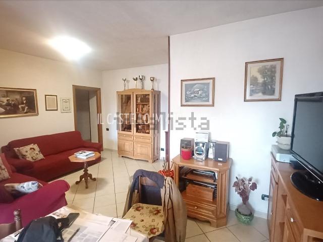 Appartamento in vendita di 128 m² in Via dei Ciclamini, 1