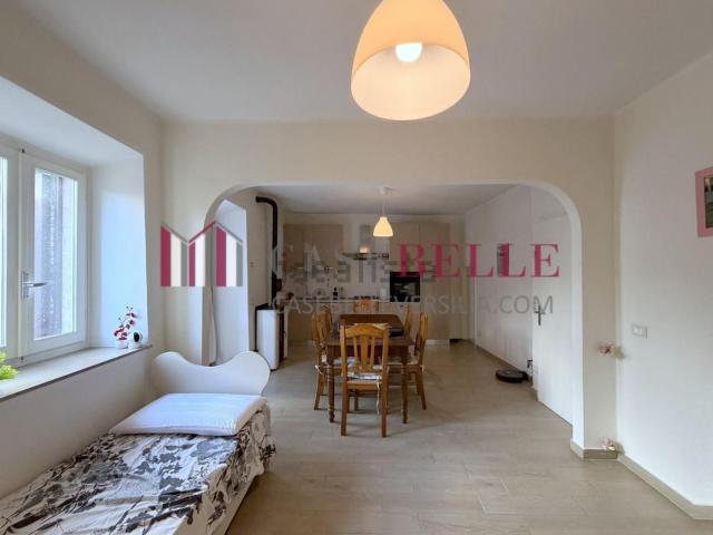 Appartamento in vendita di 128 m² in Via del Casone, 55041