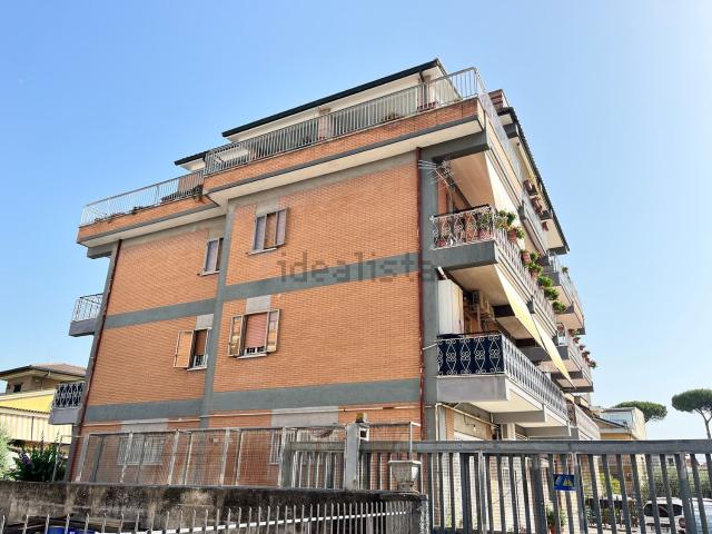 Appartamento in vendita di 128 m² in Via del Padiglione, 12