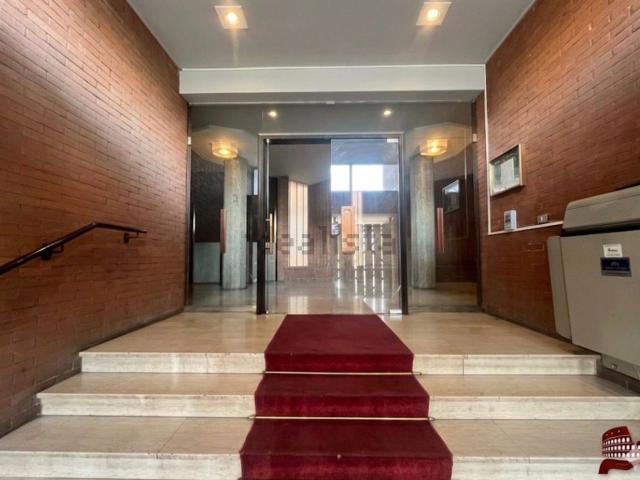 Appartamento in vendita di 128 m² in Via dell&apos Accademia del Cimento, 103