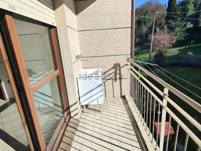 Appartamento in vendita di 128 m² in Via della Ginestra