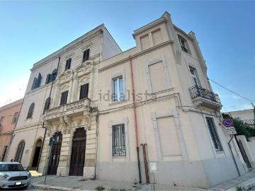 Appartamento in vendita di 128 m² in Via Lata, 143
