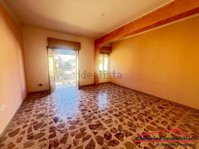 Appartamento in vendita di 128 m² in Via Marina