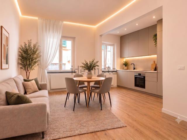 Appartamento in vendita di 128 m² in Via Santa Cecilia
