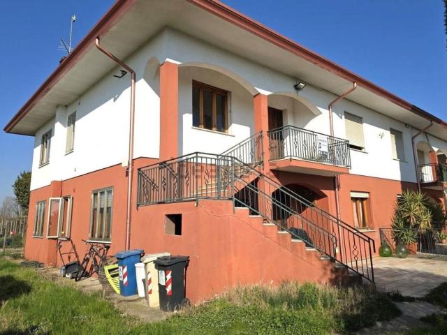 Appartamento in vendita di 128 m² in Via Sega, 1741