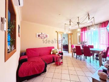 Appartamento in vendita di 128 m² in Via Papa Giovanni XXIII