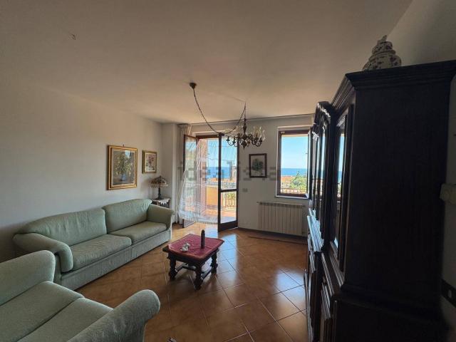 Appartamento in vendita di 128 m² in Via Privata Vallone dei Pozzi, 3