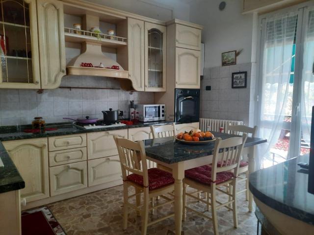 Appartamento in vendita di 128 m² in Via Retorbido