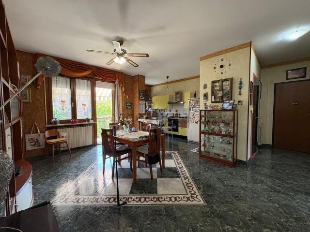 Appartamento in vendita di 128 m² in Via Tonale, 20