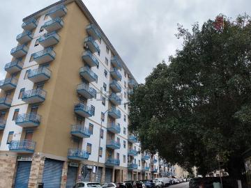 Piazza Barbarino Costanzo, Via Porrazzi