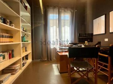 Appartamento in vendita di 128 m² in Piazza Luigi Ferrari, 22