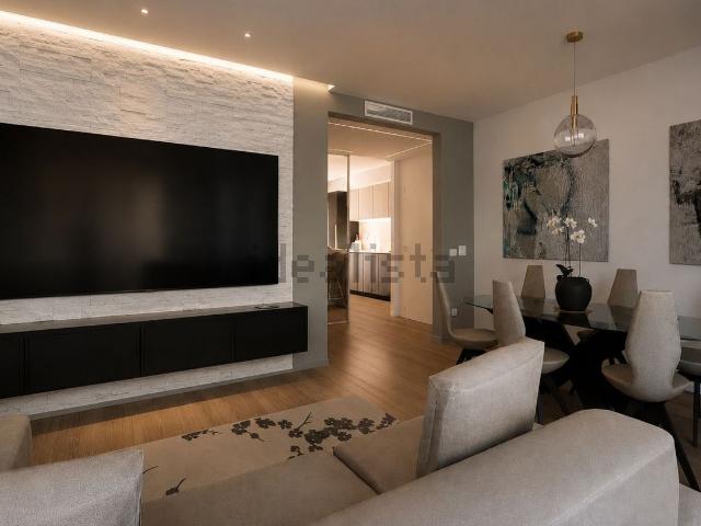 Appartamento in vendita di 129 m² in Via Colugna