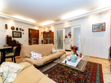 Appartamento in vendita di 129 m² in Via Carmelo Salanitro, 1