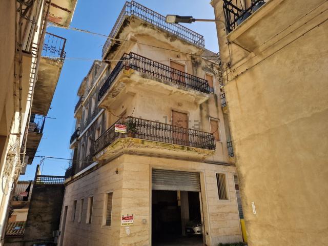 Appartamento in vendita di 129 m² in Via Carso, 44