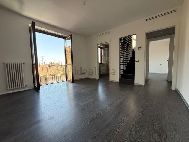 Appartamento in vendita di 129 m² in Via Cristoforo Colombo, 9