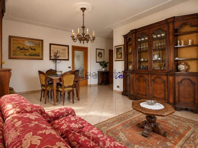 Appartamento in vendita di 129 m² in Via Arquata Ovest