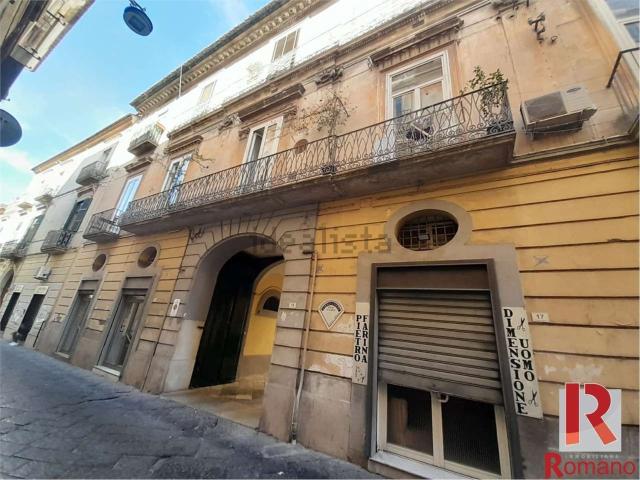 Appartamento in vendita di 129 m² in Via Gaetano Cappabianca, 15