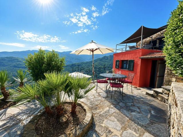 Appartamento in vendita di 129 m² in Via Giuseppe Garibaldi, 13