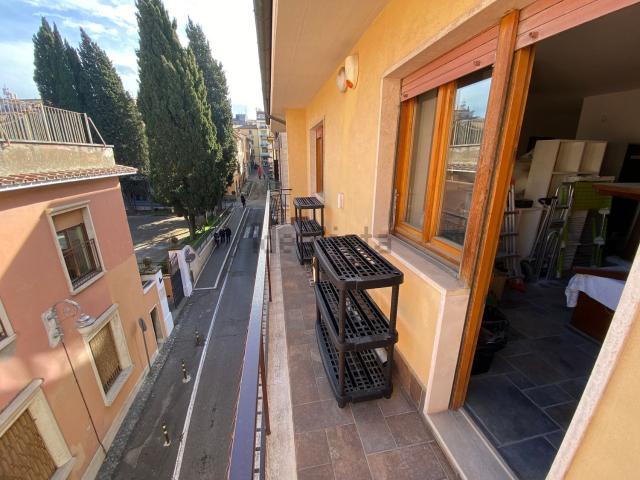 Appartamento in vendita di 129 m² in Via Giuseppe Garibaldi, 24