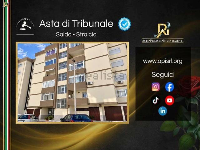 Appartamento in vendita di 129 m² in Via Giuseppe Fava, 4
