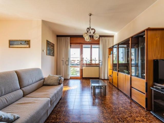 Appartamento in vendita di 129 m² in Via Giuseppina Strepponi