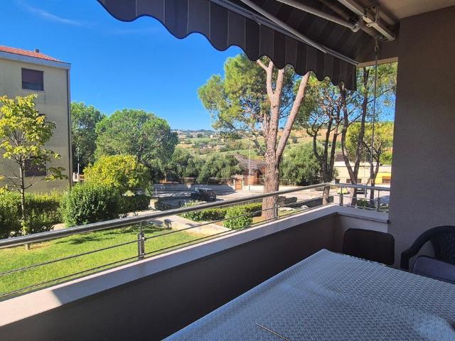 Appartamento in vendita di 129 m² in Via Giovanni Pascoli