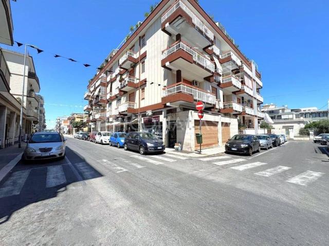 Appartamento in vendita di 129 m² in Via Don Eustachio Montemurro, 4