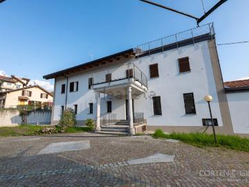 Appartamento in vendita di 129 m² in Via Donaudi