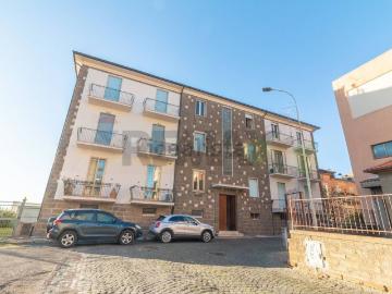 Appartamento in vendita di 129 m² in Via del Poggio, 9