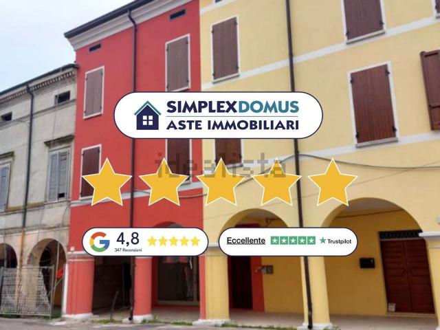 Appartamento in vendita di 129 m² in Via della Pace