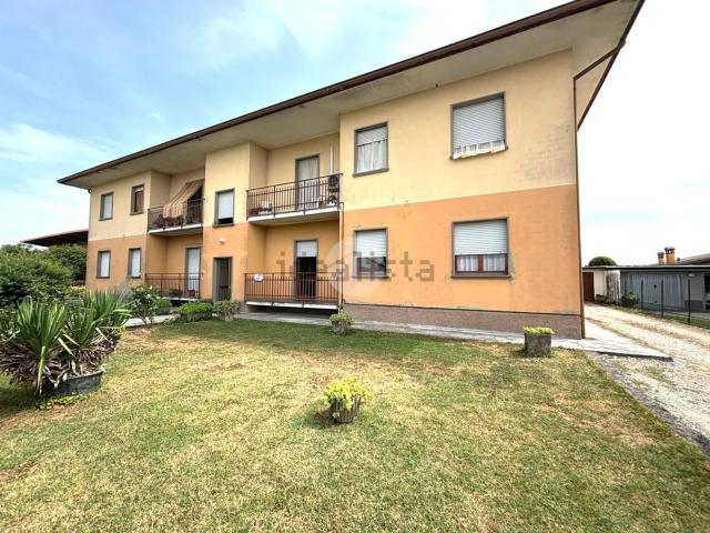 Appartamento in vendita di 129 m² in Via Fienili