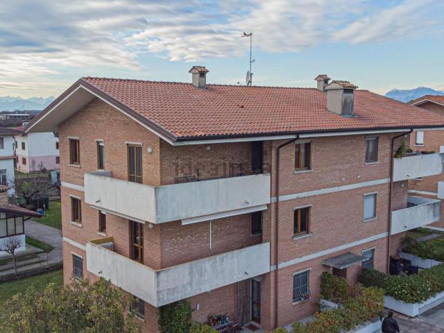 Appartamento in vendita di 129 m² in Via I. Nievo, 17