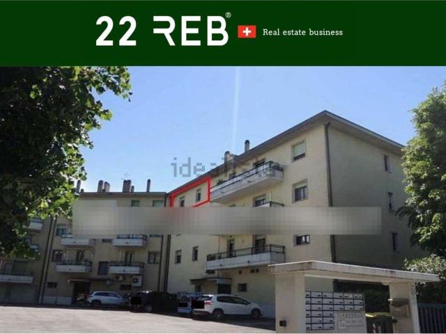 Appartamento in vendita di 129 m² in Via Lomellina