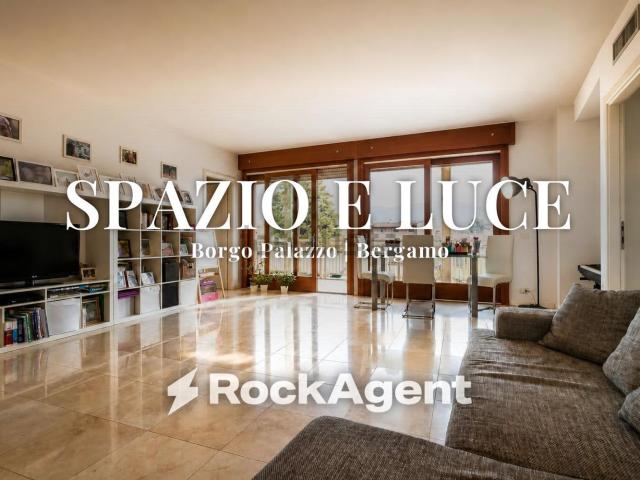 Appartamento in vendita di 129 m² in Via Madonna della Neve, 5