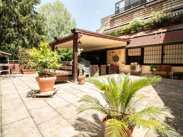 Appartamento in vendita di 129 m² in Via Mario Mazzacurati