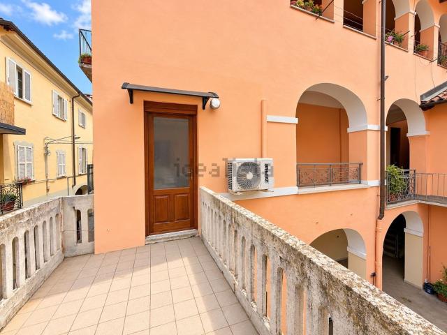 Appartamento in vendita di 129 m² in Via Milanesio di Coassolo, 7