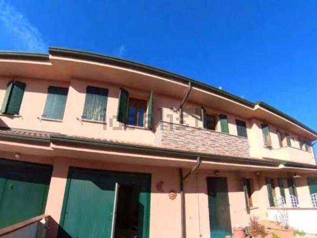 Appartamento in vendita di 129 m² in Via Nicola Badaloni