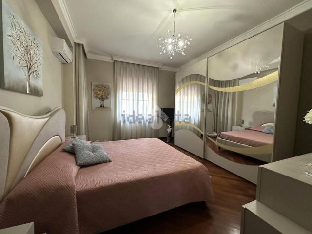 Appartamento in vendita di 129 m² in Via S. Miceli, 288