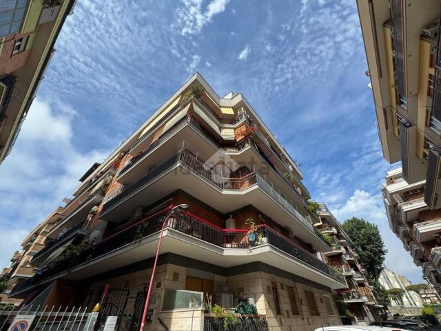Appartamento in vendita di 129 m² in Via Salvatore Denti di Pirajno, 5