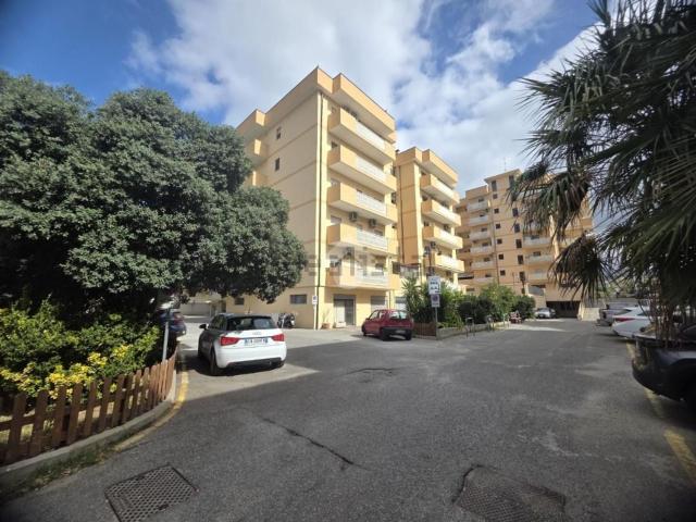 Appartamento in vendita di 129 m² in Via Sbarre Centrali, 719