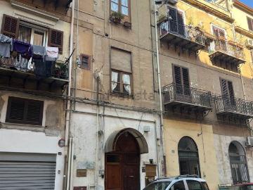 Appartamento in vendita di 129 m² in Via Rosario Riolo, 36