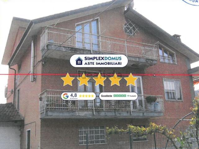 Appartamento in vendita di 129 m² in Via Umberto I