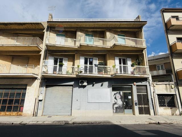 Appartamento in vendita di 129 m² in Via Zama, 101