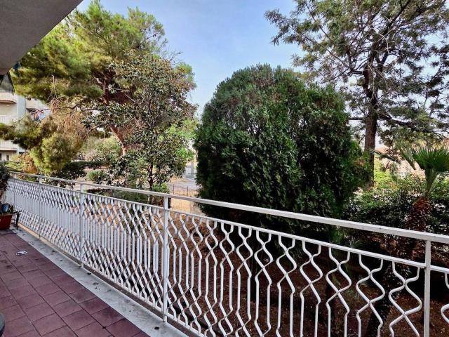 Appartamento in vendita di 129 m² in Viale Tirreno, 15