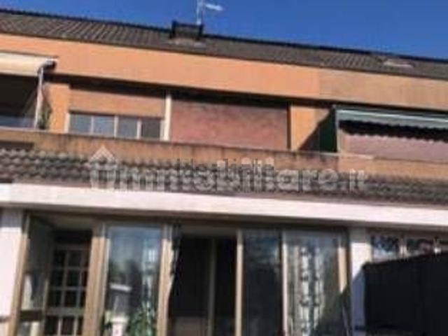 Appartamento in vendita di 129 m² in Viale Alcide de Gasperi, 38