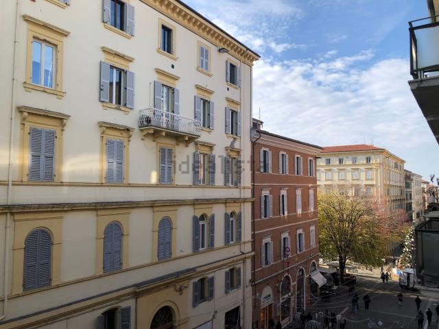Appartamento in vendita di 129 m² in Corso Giuseppe Garibaldi, 32
