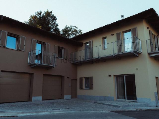 Appartamento in vendita di 1300 m² in Via Montà