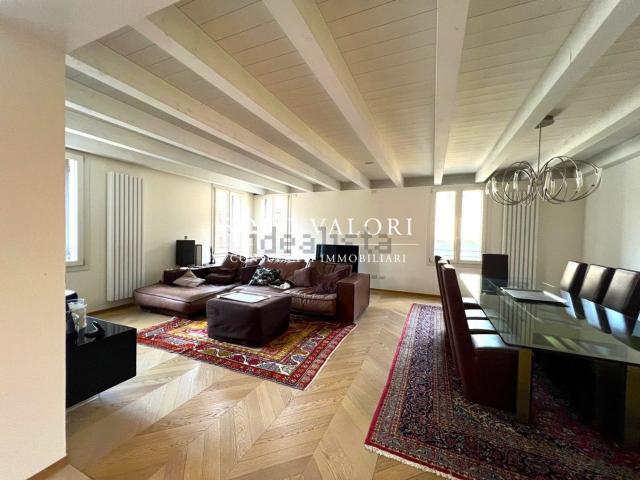 Appartamento in vendita di 130 m²