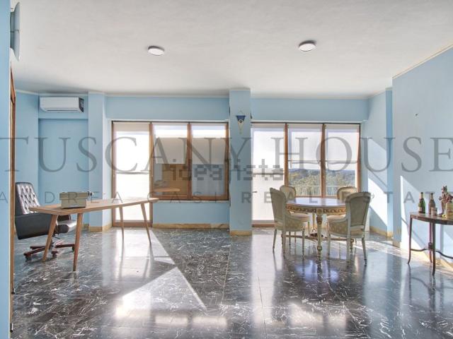 Appartamento in vendita di 130 m²